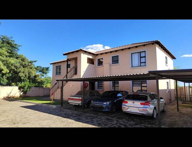 2 BEDROOM APARTMENT FOR SALE IN CHRISTIAANVILLE AH